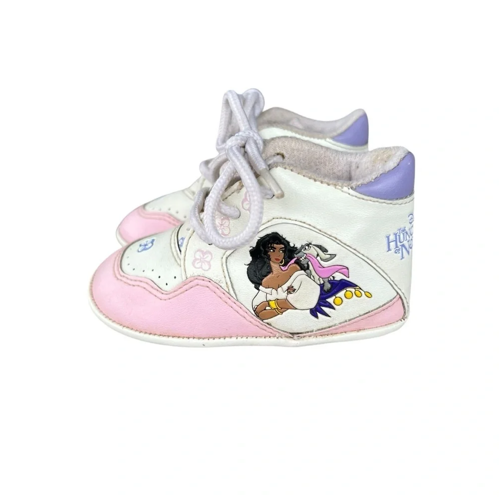 VTG Disney The Hunchback of Notre Dame Esmeralda Baby Shoes Pink Purple FLAWS